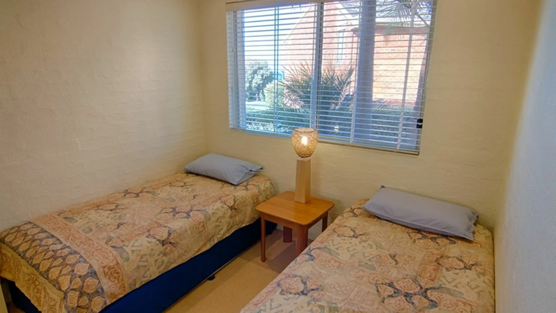 'Mykanos' Tura Beach Apartment